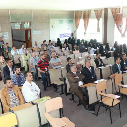 جانب من حضور اليوم الثقافي  لموظفوا جامعة 21 سبتمبر للعلوم الطبية والتطبيقية في قاعة ابن خلدون ليومنا هذا الاربعاء بتاريخ 1443‍/10/26ه‍ الموافق 2022/5/25م