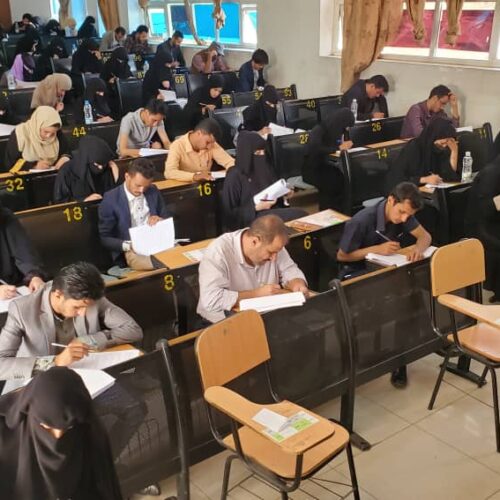 ثلاثة آلاف و445 متقدماً يؤدون اختبارات الكفاءة الطبية بجامعة 21 سبتمبرة