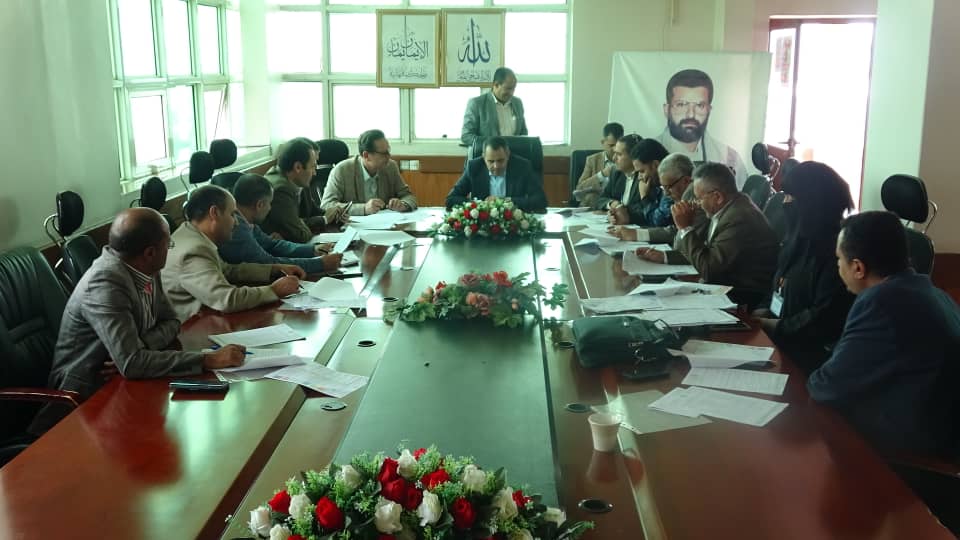 His Excellency the rector of the university  chairs a meeting of admissions committee for discussing the subjects related to the admission process of the academic year 1444 AH.