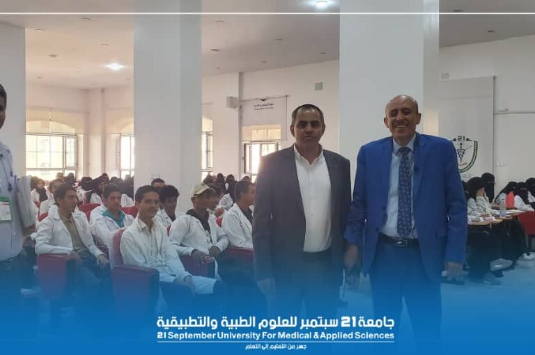 معالي رئيس الجامعة يدشن اختبارات الماستر و يتفقد سير العملية التعليمية بكلية طب الأسنان