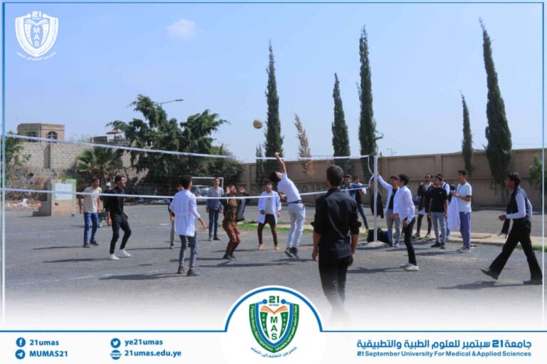 تواصل منافسات بطولتي كرة القدم وكرة الطائرة على كأس رئيس الجامعة