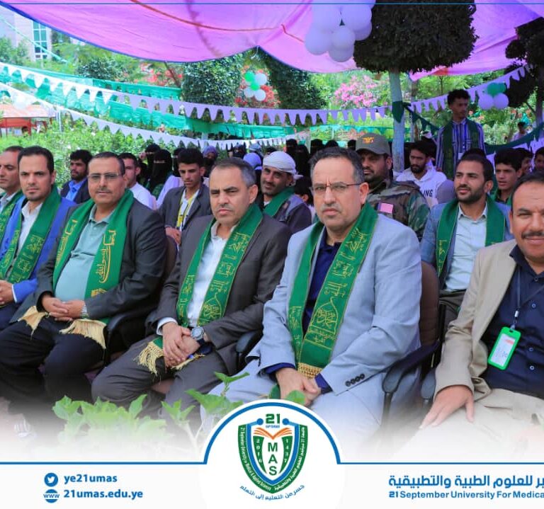كلية الهندسة والحاسوب تحتفي بذكرى المولد النبوي الشريف 1447هـ بفعالية خطابية وثقافية مميزة