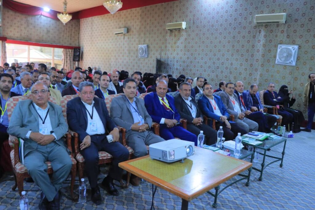 1002593695 - جامعة 21 سبتمبر