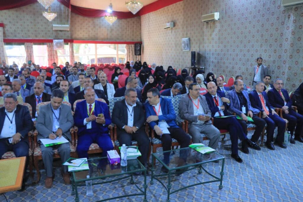 1002593901 - جامعة 21 سبتمبر