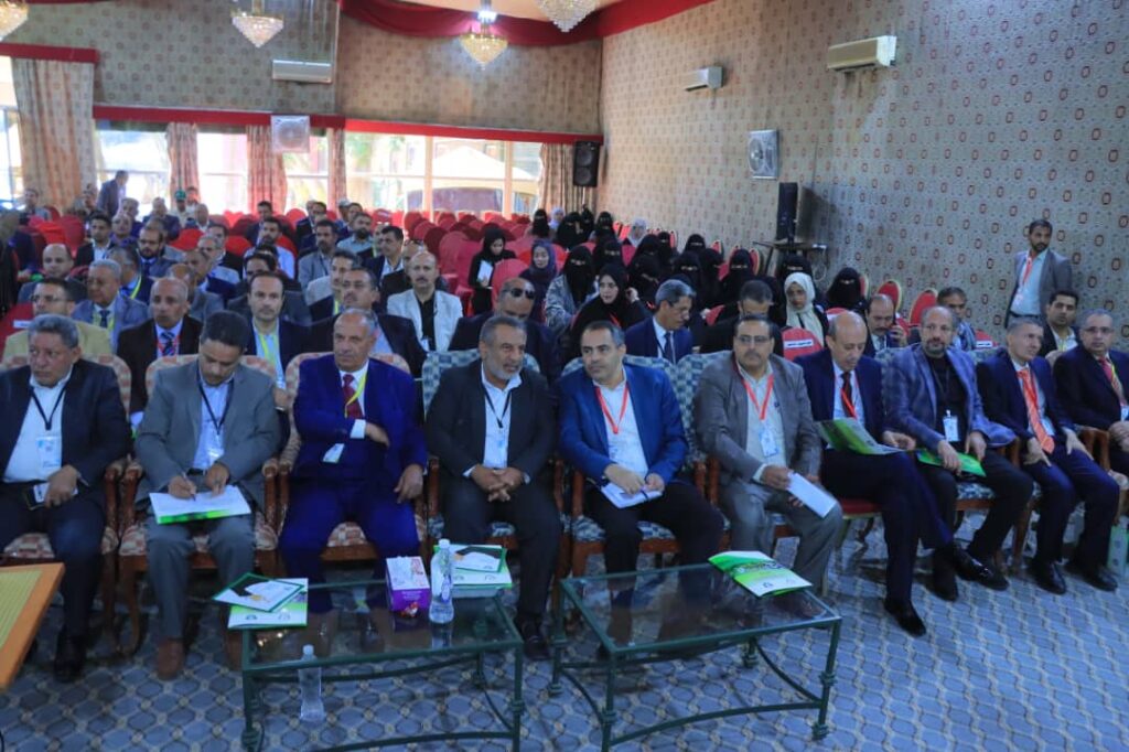 1002593913 - جامعة 21 سبتمبر