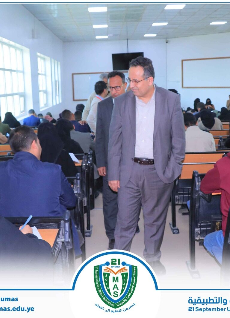 جانب من اختبارات المقابلة للمتقدمين لشغل الوظائف الأكاديمية في مختلف كليات الجامعة, بحضور نائب رئيس الجامعة للشؤون الأكاديمية الأستاذ الدكتور مطيع ابو عريج وعمداء الكليات ونوابهم ورؤساء الاقسام.