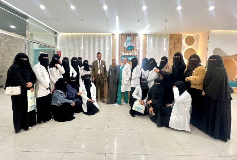 زيارة علمية لقسم القبالة | كلية العلوم الطبية التطبيقية جامعة 21 سبتمبر