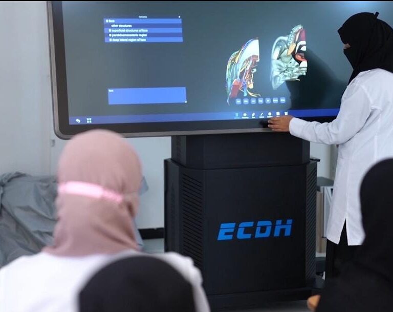 جامعة 21 سبتمبر للعلوم الطبية والتطبيقية خمسة أعوام من العطاء والنجاح المتميز
