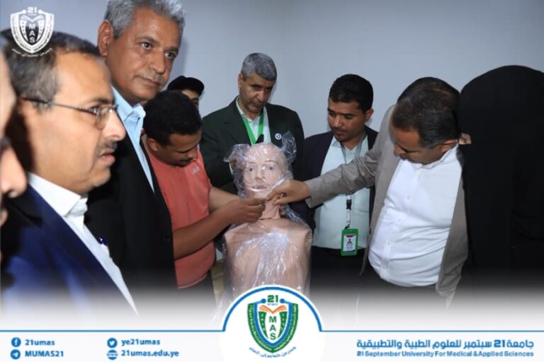 معالي رئيس الجامعة يطّلع على أعمال لجنة الاستلام الأولي للمجسمات التعليمية بكليتي الطب، والعلوم الطبية التطبيقية