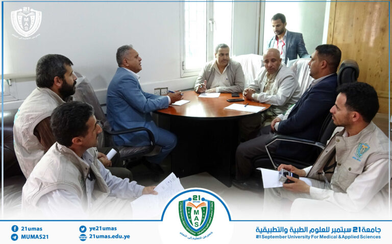 جانب من اجتماع نائب رئيس الجامعة لشۄون الطلاب الأستاذ الدكتور جميل مجلي ومساعده الأستاذ الدكتور محمد الدروبي مع قطاعات شۄون الطلاب المختلفة بالجامعة لمناقشة كل ما يتعلق بشؤون الطلاب والتسجيل والقبول للعام 1448ھ…