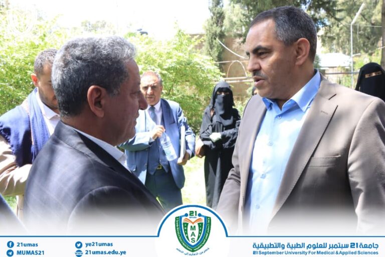 رئيس جامعة 21 سبتمبر يلتقي مدير عام مستشفى الكويت الجامعي لمناقشة تعزيز التدريب السريري لطلاب الجامعة