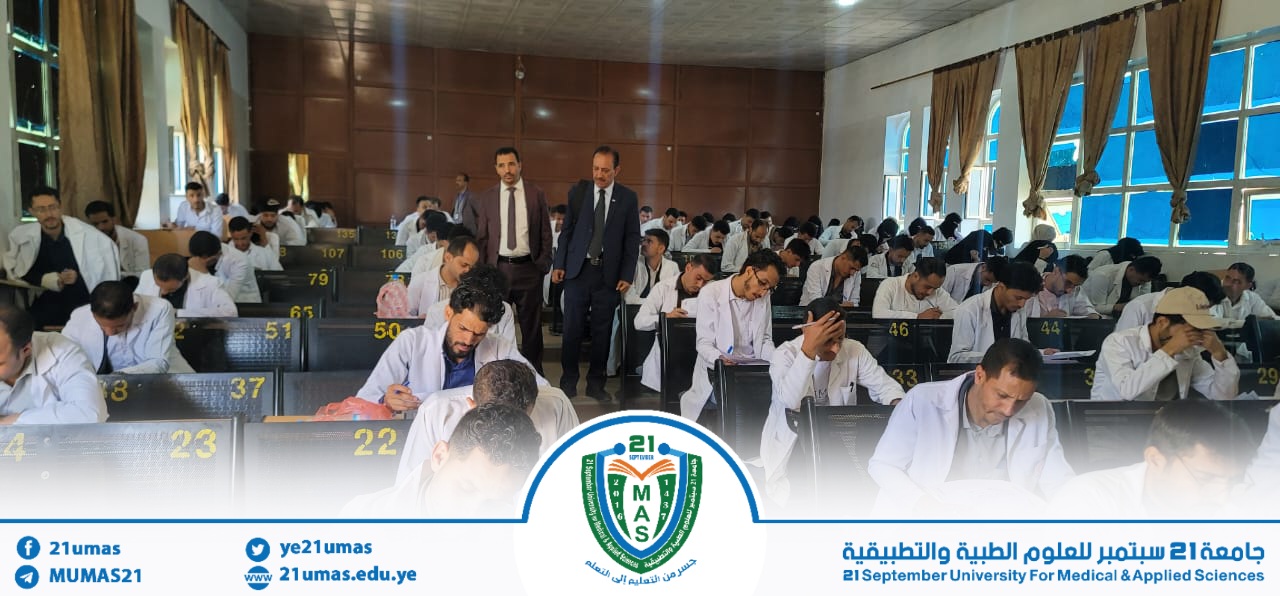 جانب من تفقد عميد كلية العلوم الطبية التطبيقية الأستاذ الدكتور عبد السلام دلاق ومعه نائبه الدكتور فارس مهدي, للاختبارات النهائية للدفعة الاولى- نظام تمكين…