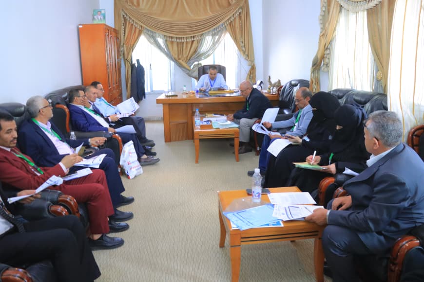 معالي رئيس الجامعة يترأس اجتماعاً للجنة التنسيق والقبول