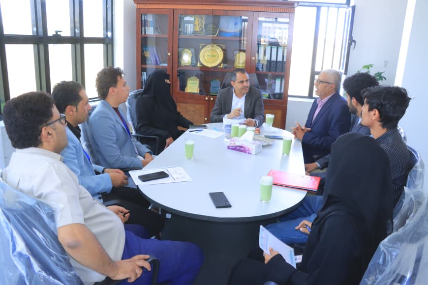 معالي رئيس الجامعة يؤكد دعم المشاريع البحثية والإبداع العلمي الطلابي