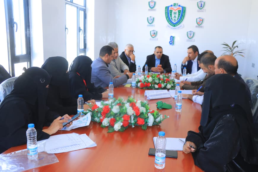 معالي رئيس الجامعة يترأس اجتماعاً للجنة الاعتماد الأكاديمي